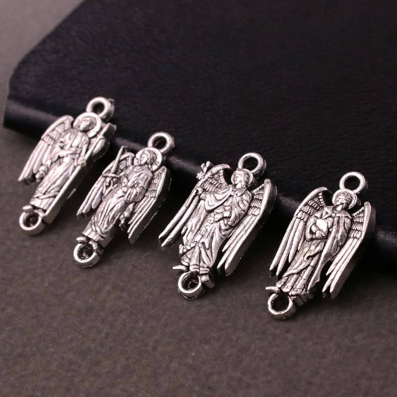 4Pcs The Archangel Medal Chris - Jewelry Making Michaels ulasan dan harga